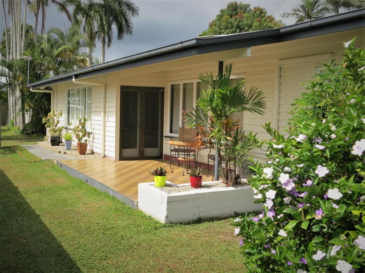Edge Hill Clean & Green Cairns, 7 Minutes From The Airport, 7 Minutes To Cairns Cbd & Reef Fleet Terminal 외부 사진
